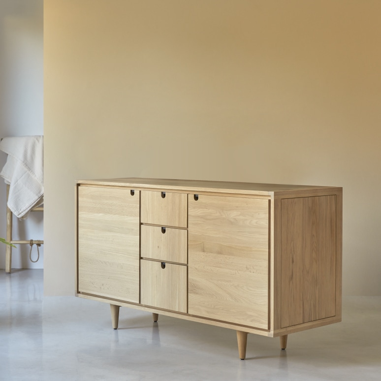 Jonàk - Meuble de rangement en chêne massif 145 cm